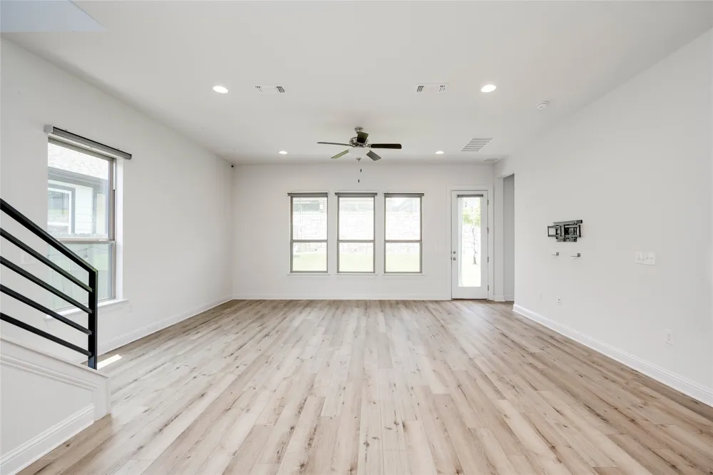 9813 Evening Canopy Drive Manor, TX 78653