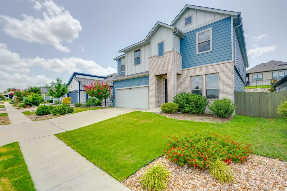 9813 Evening Canopy Drive Manor, TX 78653