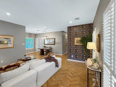 4419 QUICKSILVER BOULEVARD