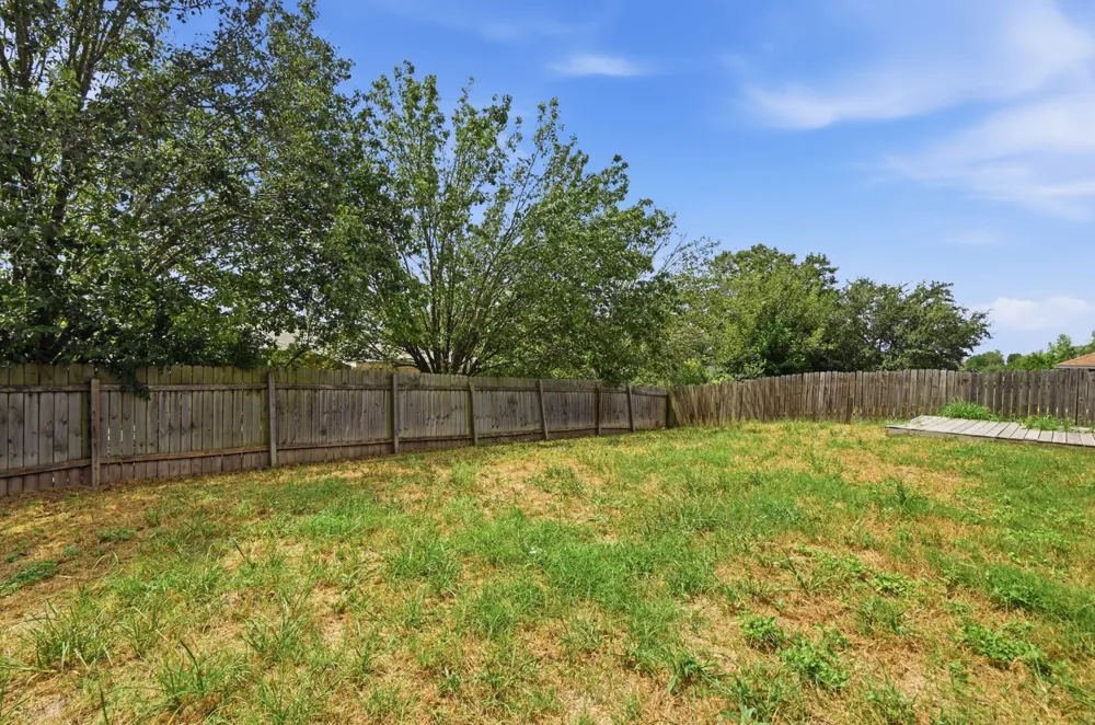 123 Loon Lake Drive Kyle, TX 78640