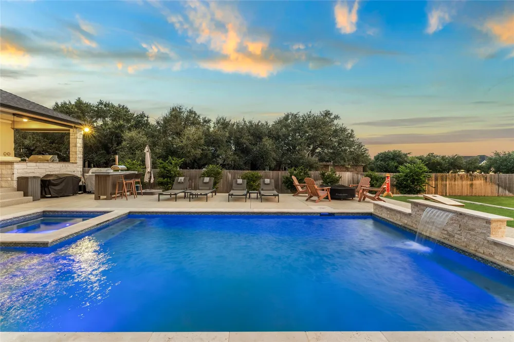 8451 Spring Creek Loop Salado, TX 76571