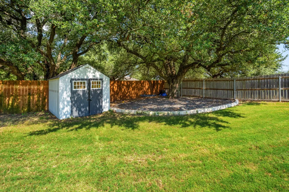 8451 Spring Creek Loop Salado, TX 76571