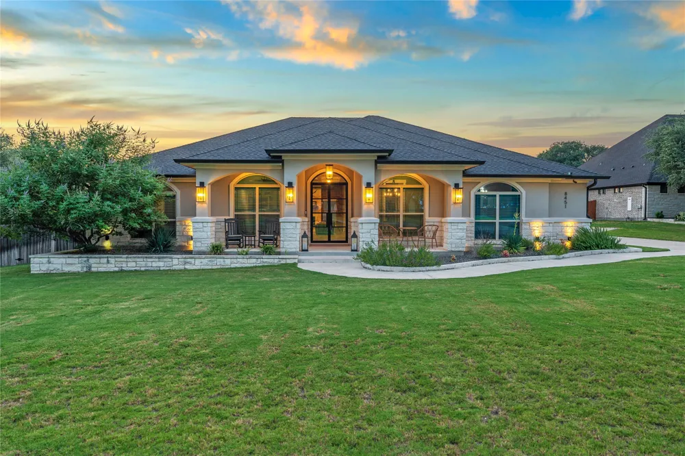8451 Spring Creek Loop Salado, TX 76571