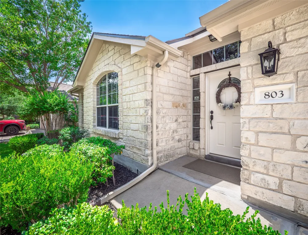 803 Broken Trace Court Round Rock, TX 78665