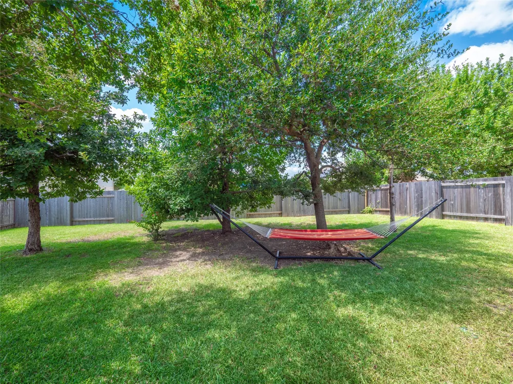 803 Broken Trace Court Round Rock, TX 78665