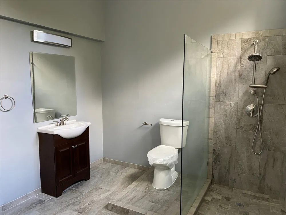 31 HEATHROW LANE Wimberley, TX 78676