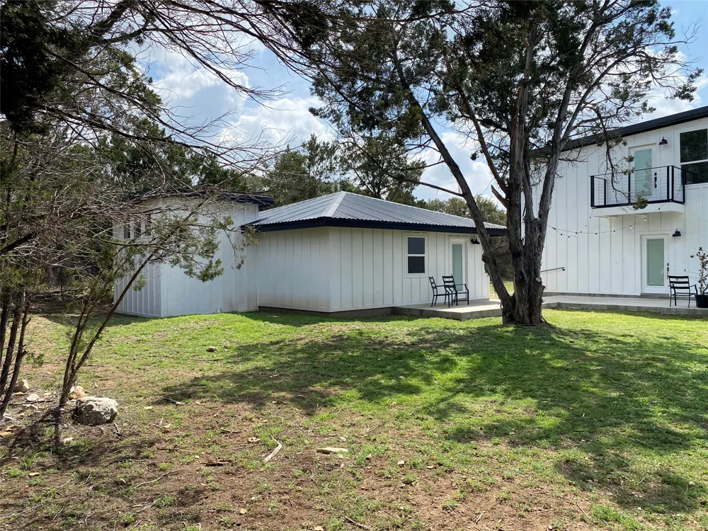 31 HEATHROW LANE Wimberley, TX 78676