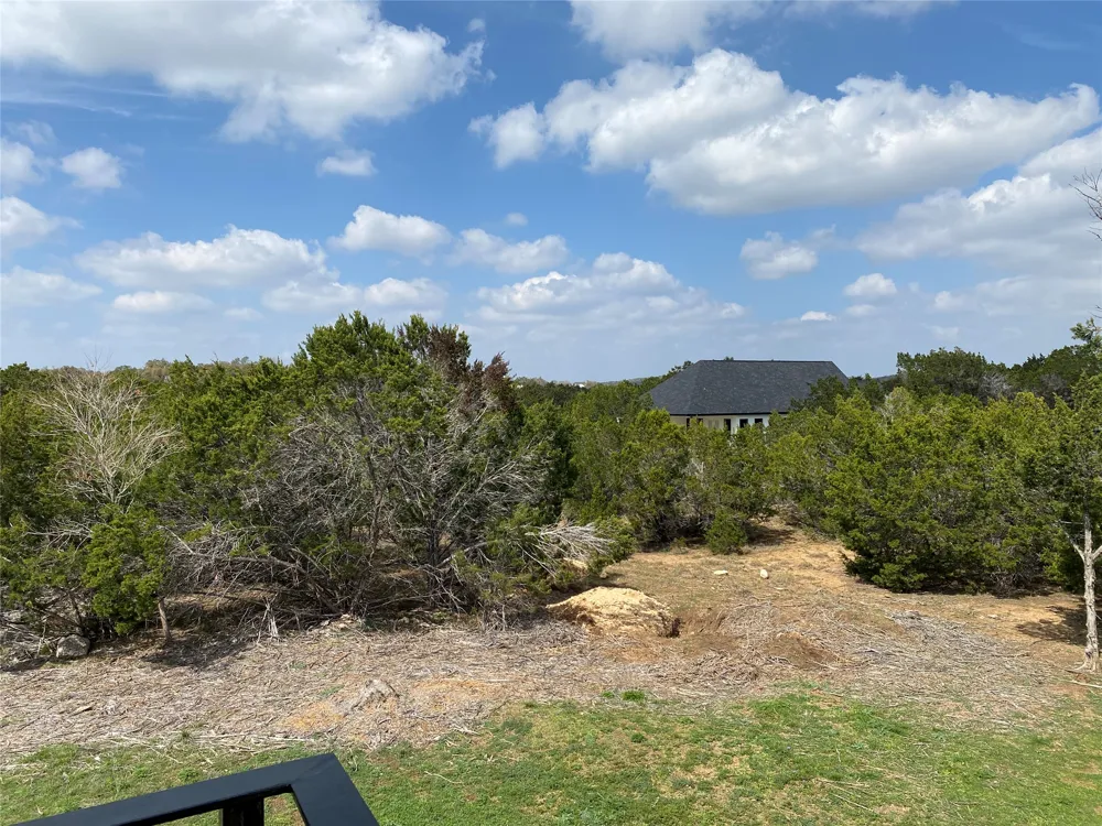 31 HEATHROW LANE Wimberley, TX 78676