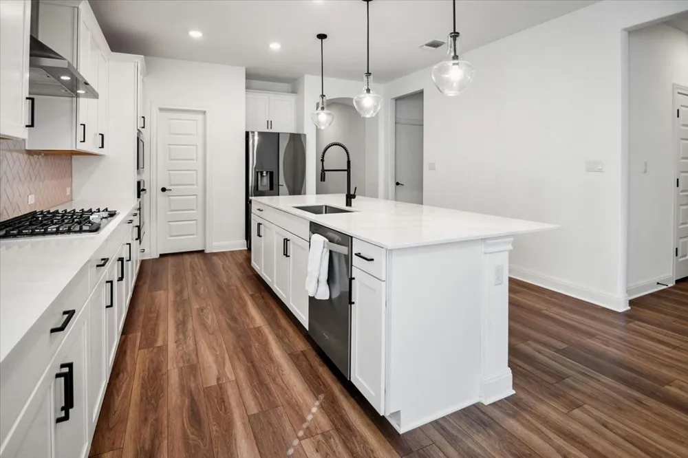 104 Raleigh Drive Georgetown, TX 78633