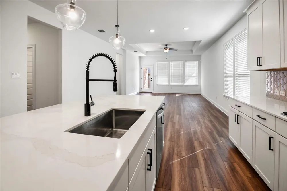 104 Raleigh Drive Georgetown, TX 78633
