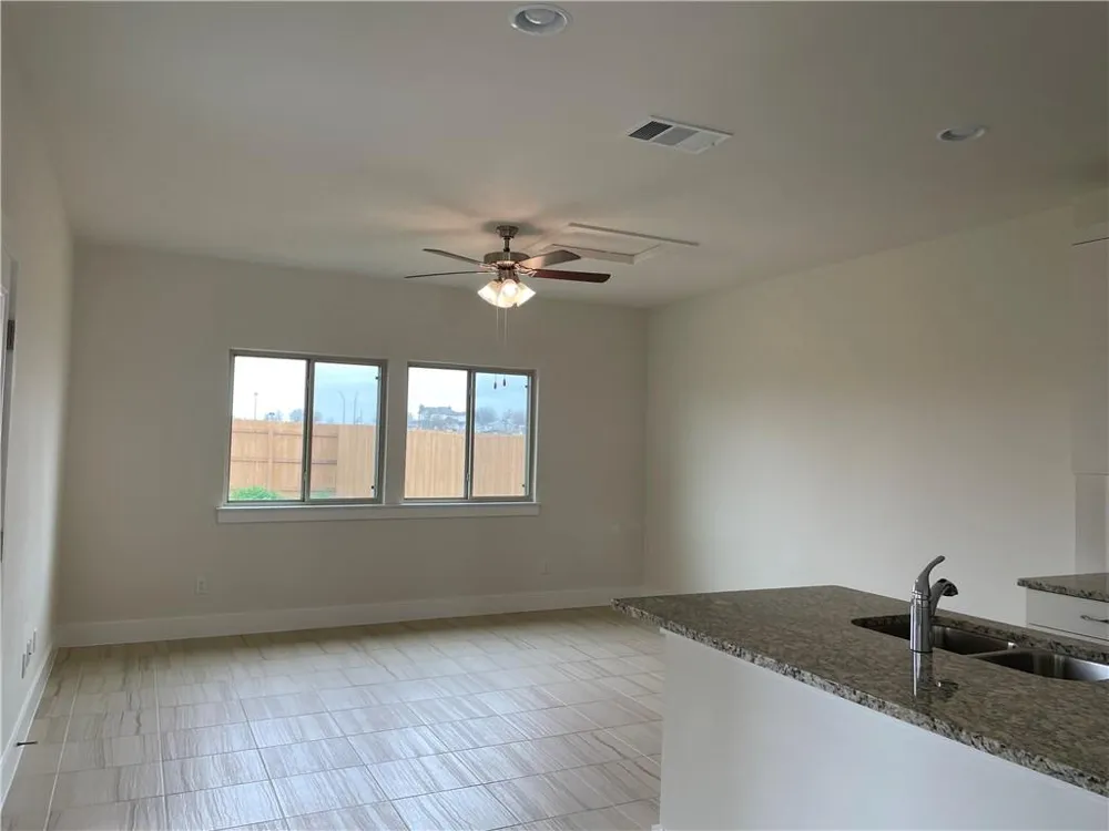 526 White Steppe Way Georgetown, TX 78626