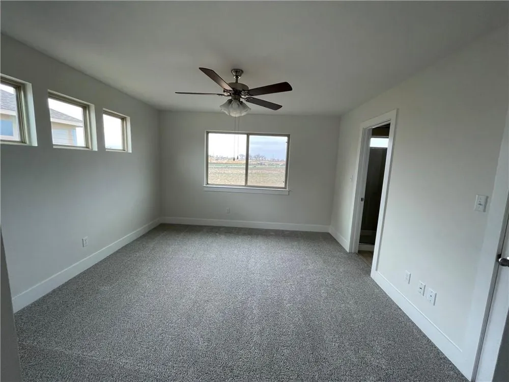 526 White Steppe Way Georgetown, TX 78626