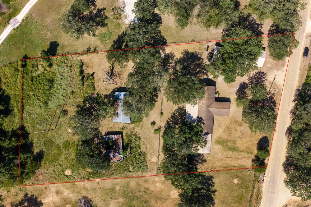 2173 County Road 434 Loop Rockdale, TX 76567
