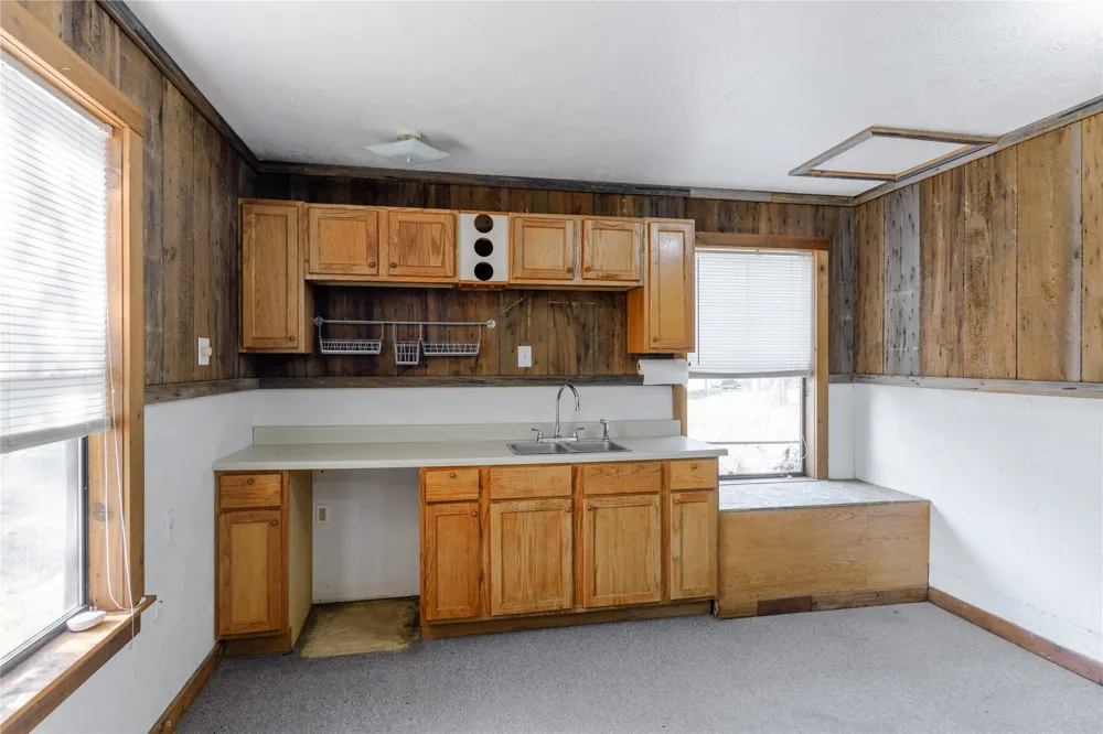2173 County Road 434 Loop Rockdale, TX 76567