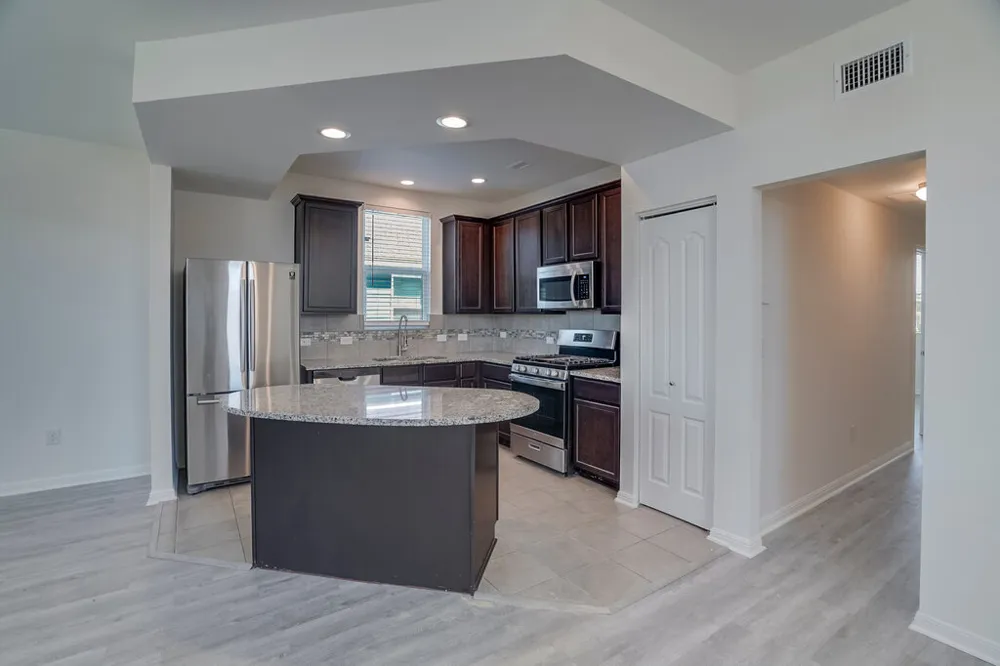 576 Ferrule Drive Kyle, TX 78640