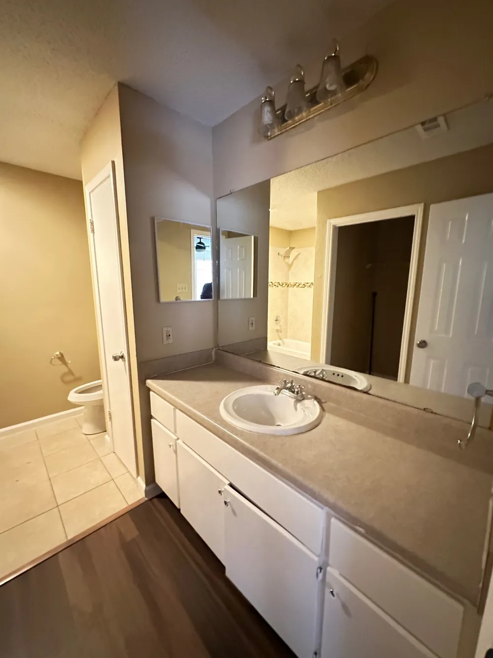 4300 Duval Road #B Austin, TX 78759