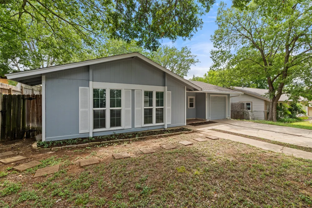 3411 Thomas Kincheon Street Austin, TX 78745