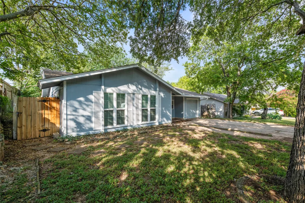 3411 Thomas Kincheon Street Austin, TX 78745