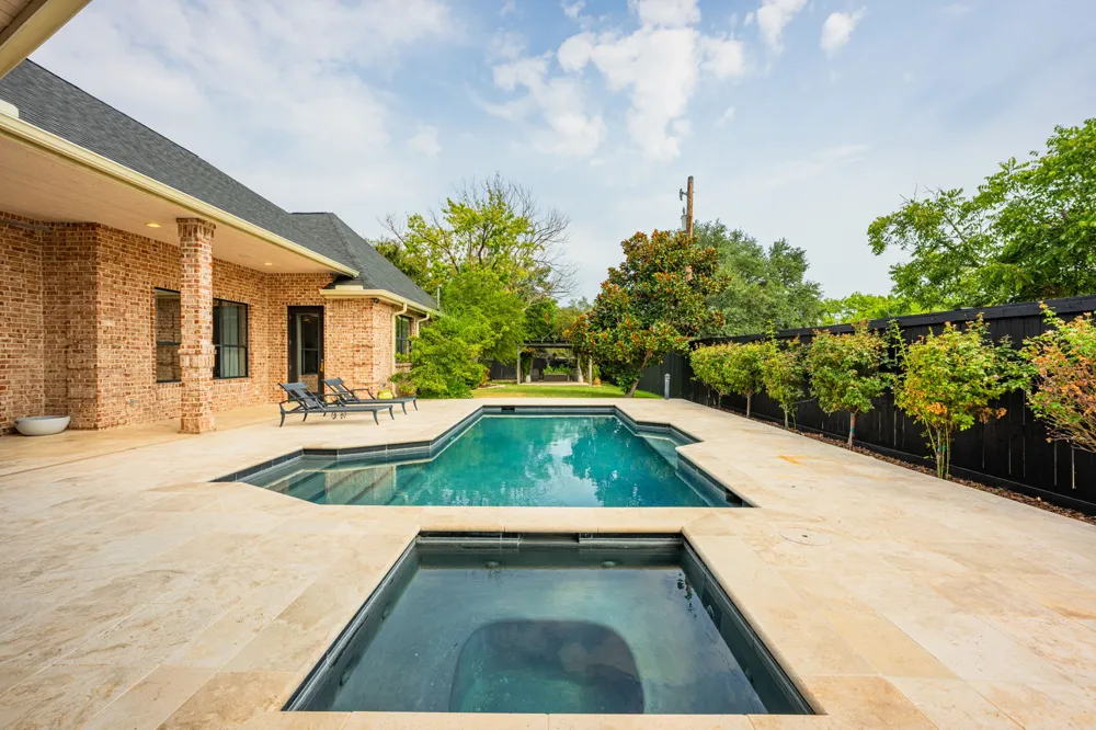 419 Candlelight Circle Fredericksburg, TX 78624