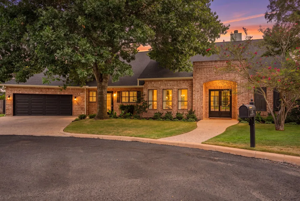 419 Candlelight Circle Fredericksburg, TX 78624