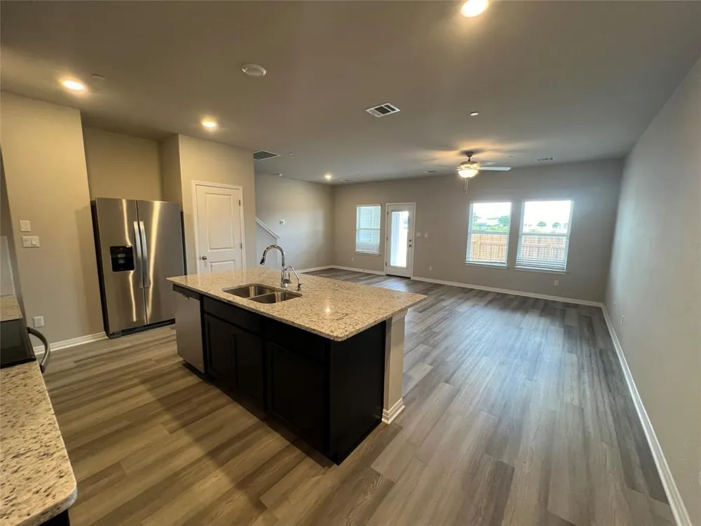 1850 Settlers Glen Drive #803 Round Rock, TX 78665