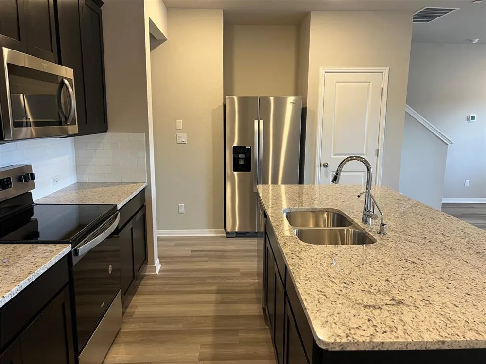 1850 Settlers Glen Drive #803 Round Rock, TX 78665