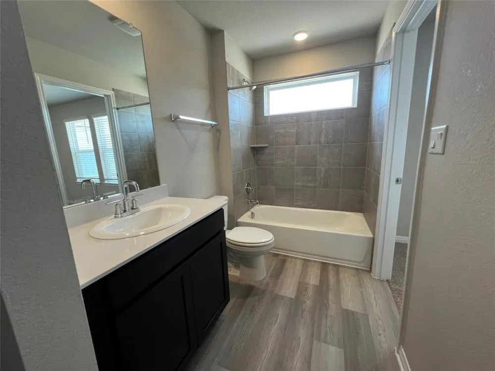 1850 Settlers Glen Drive #803 Round Rock, TX 78665