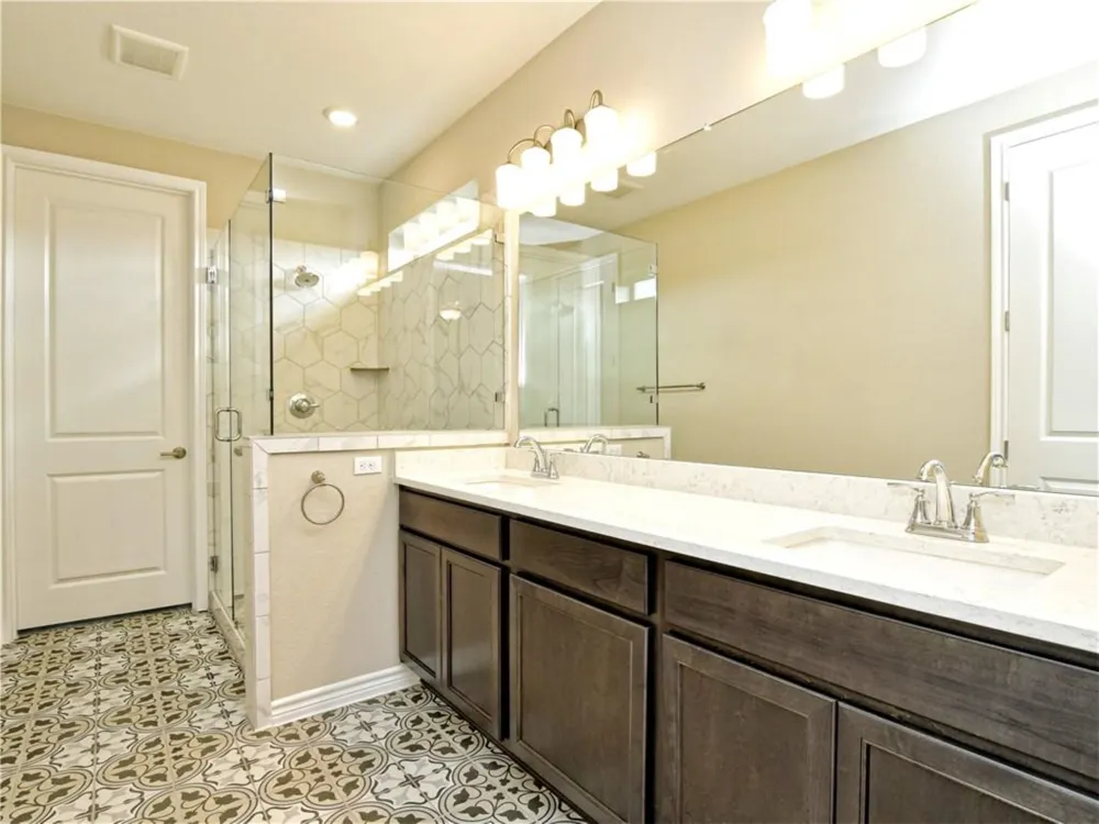 109 Harborside Drive #101 San Marcos, TX 78666
