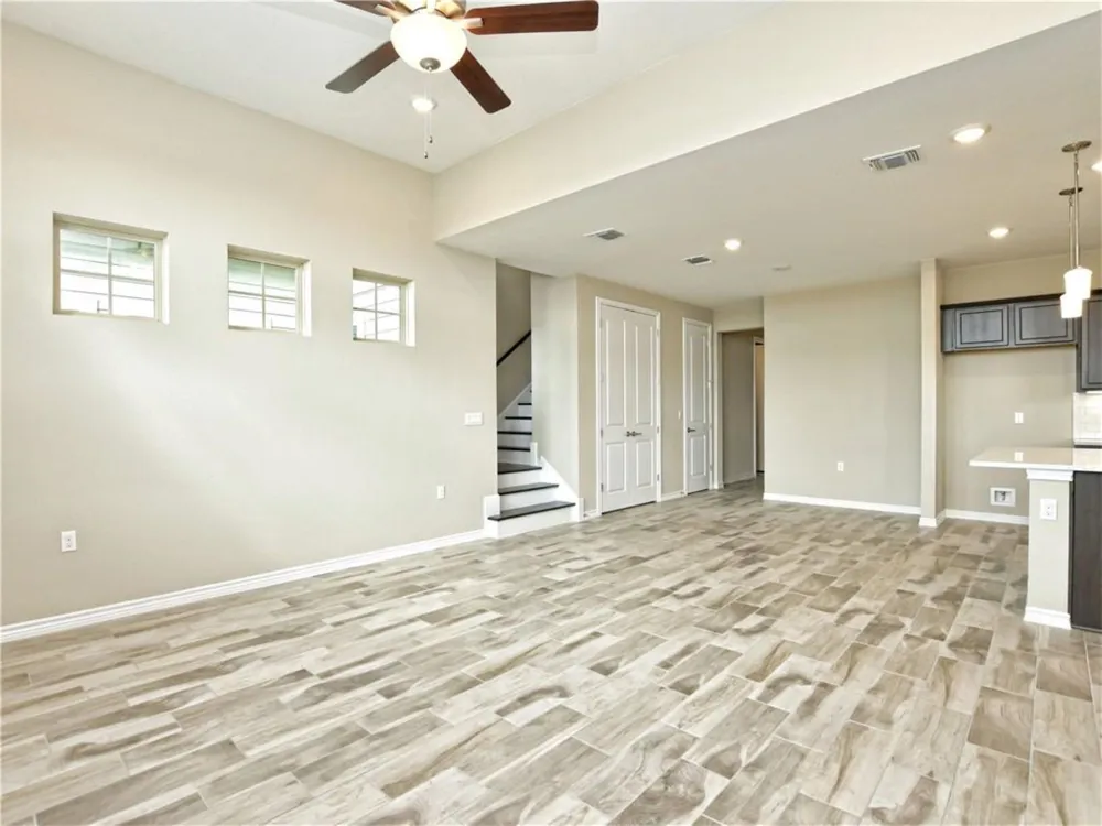 109 Harborside Drive #101 San Marcos, TX 78666
