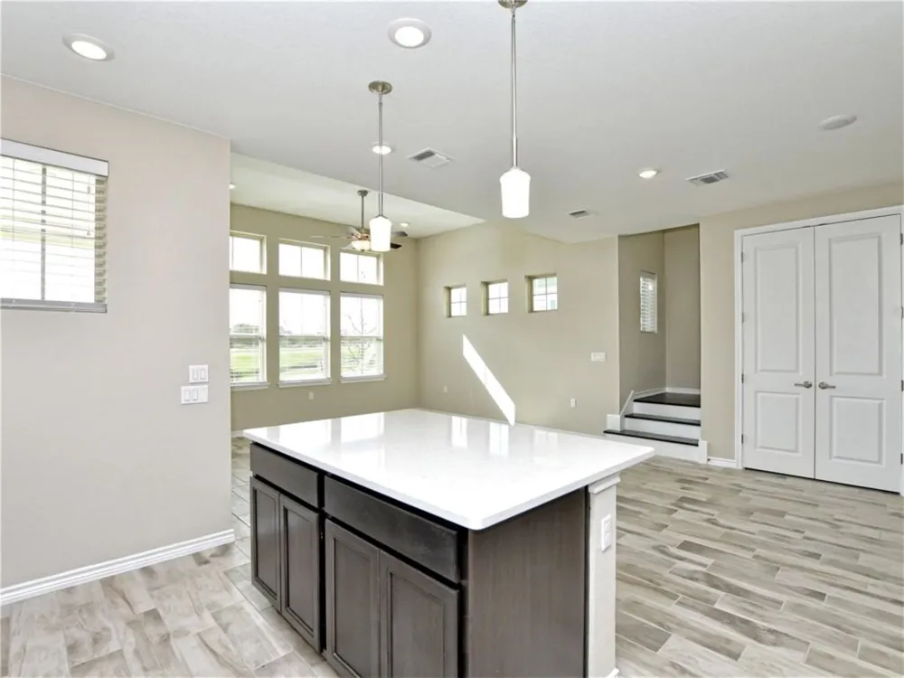 109 Harborside Drive #101 San Marcos, TX 78666