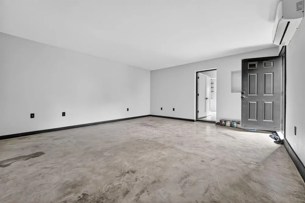 8409 Nairn Drive Austin, TX 78749