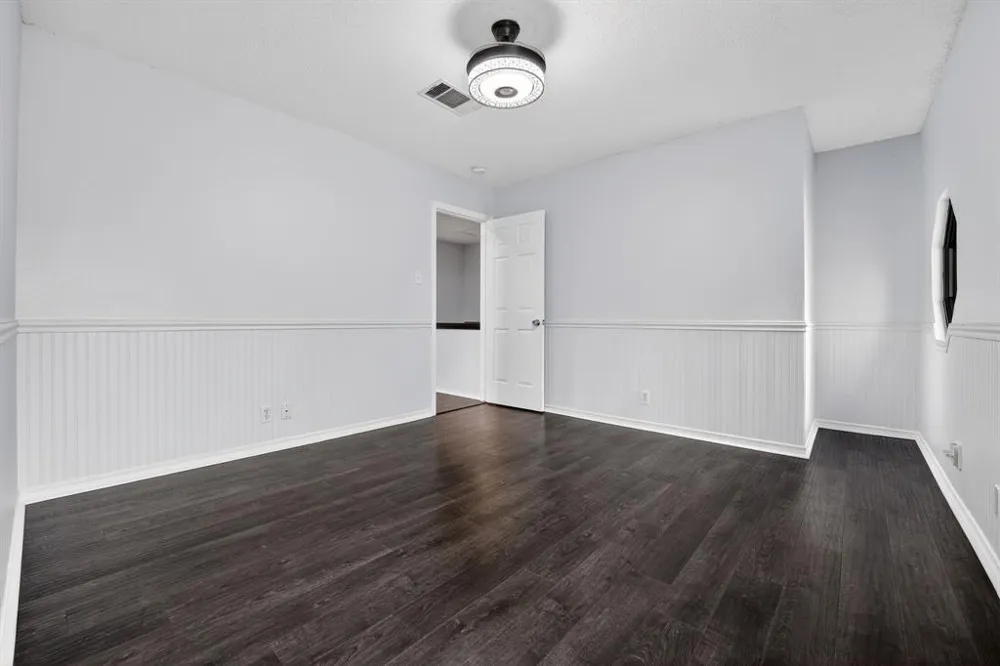 8409 Nairn Drive Austin, TX 78749