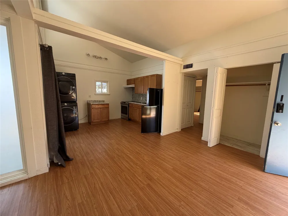 1505 Robert Weaver Ave Avenue Austin, TX 78702