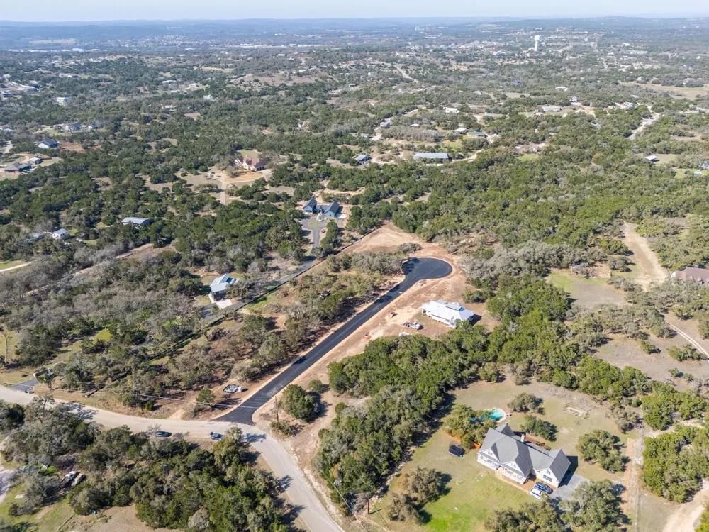 7 Spring Oak Drive Dripping Springs, TX 78620