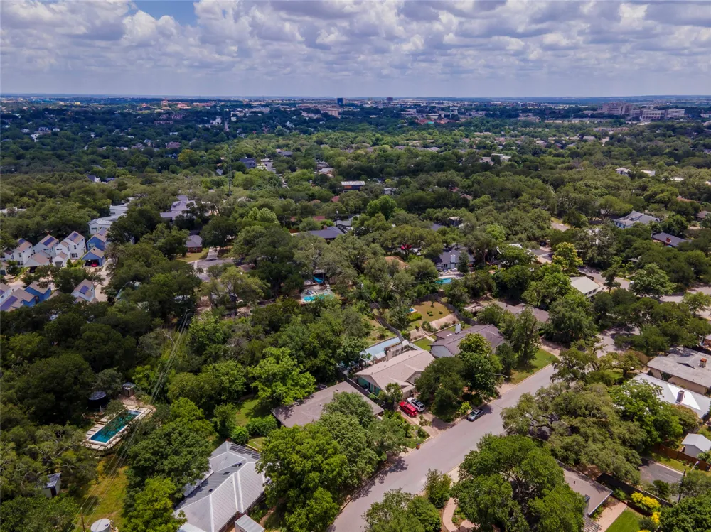 3403 Winfield Drive Austin, TX 78704