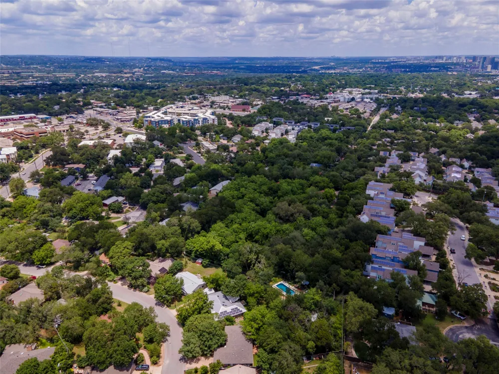 3403 Winfield Drive Austin, TX 78704