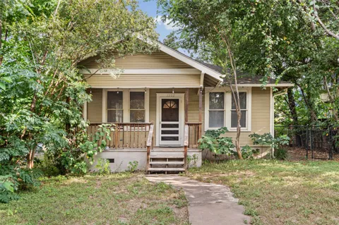 1202 E 13th Street #A