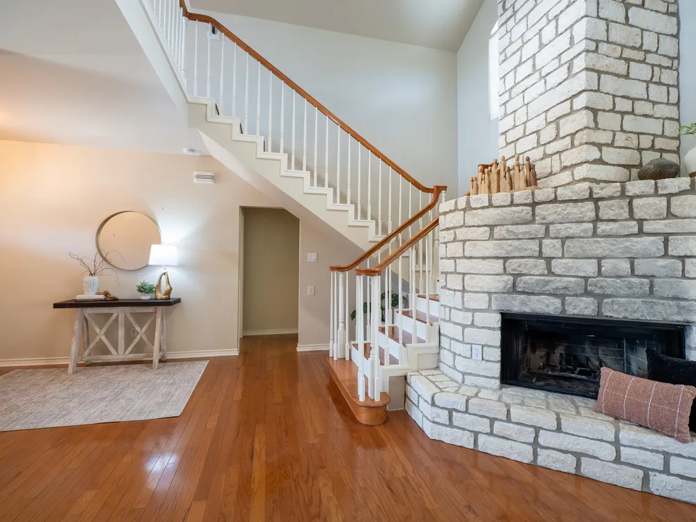608 Flamingo Cove Lakeway, TX 78734