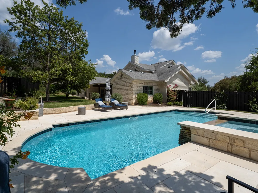 608 Flamingo Cove Lakeway, TX 78734