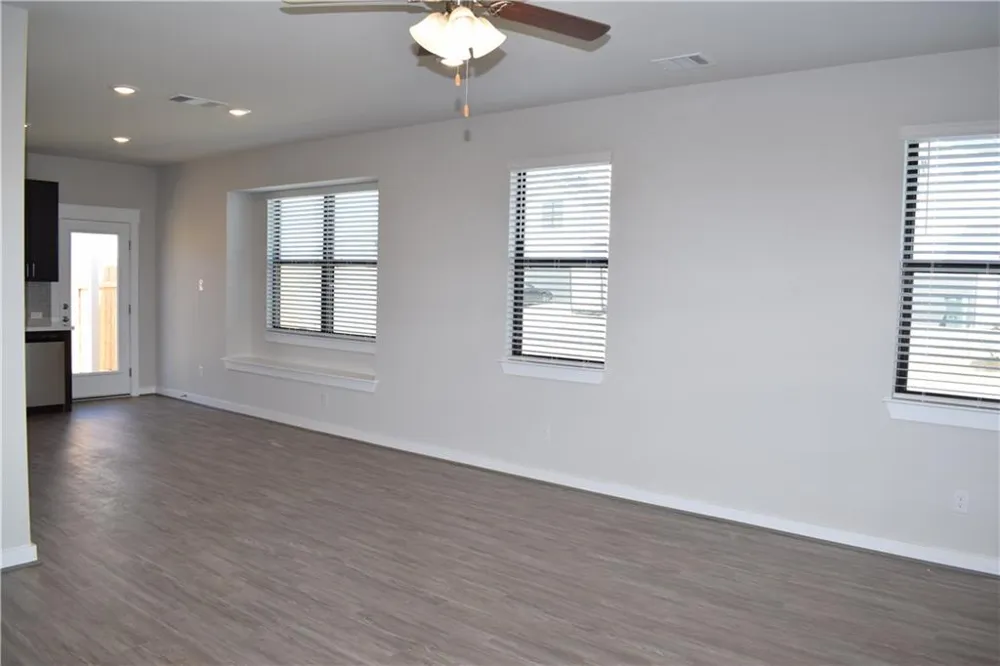 116 Amber Fields Trail Buda, TX 78610