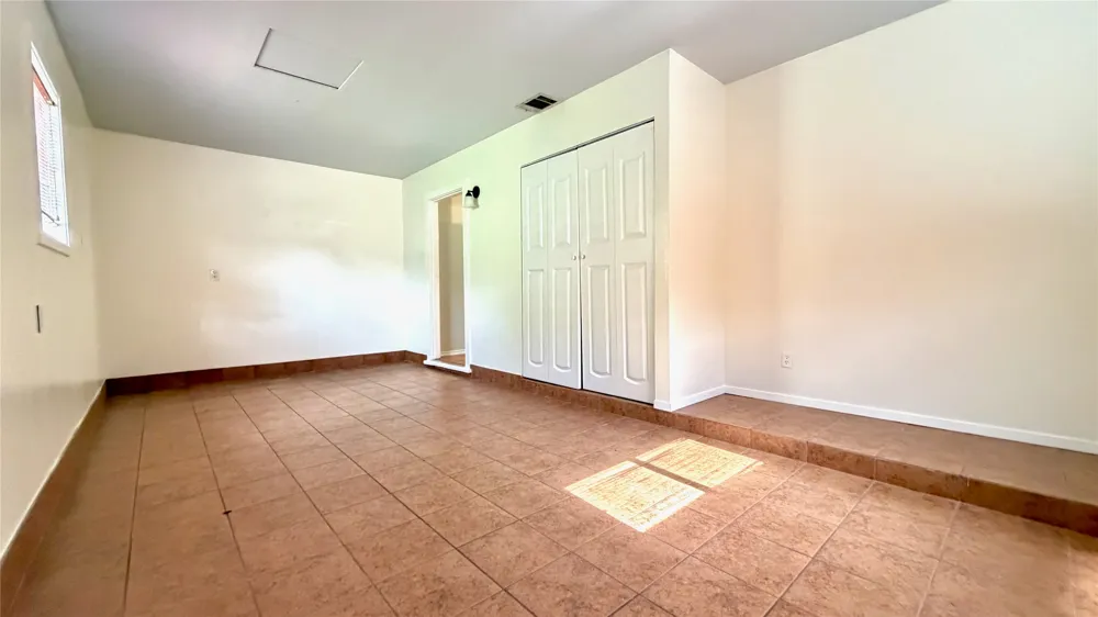 5213 Halmark Drive Austin, TX 78723