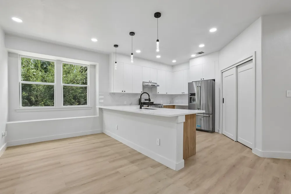 12717 Lee Park Lane Austin, TX 78732