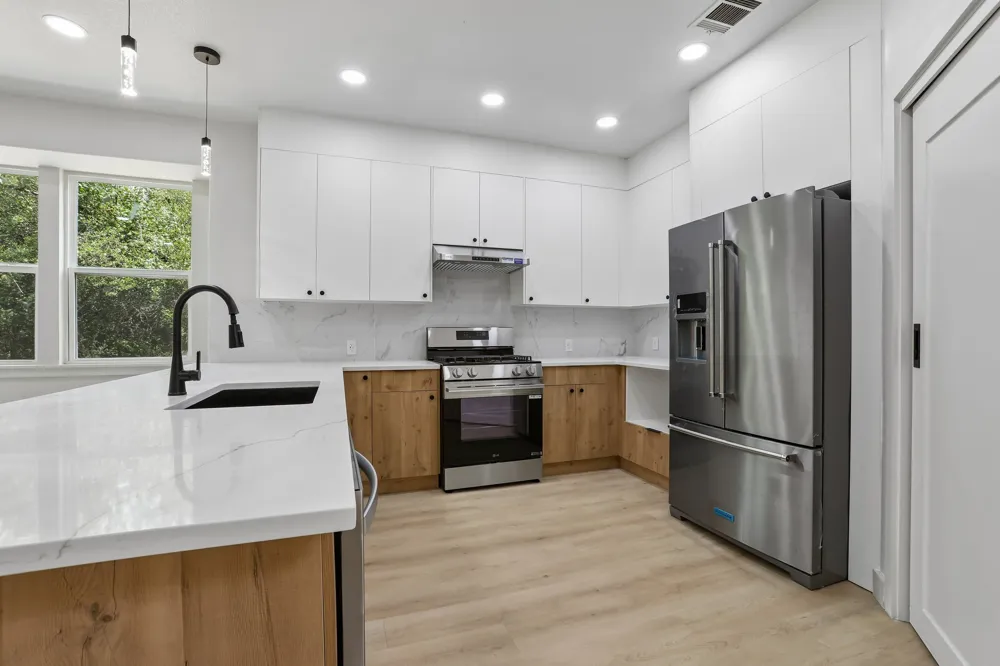 12717 Lee Park Lane Austin, TX 78732