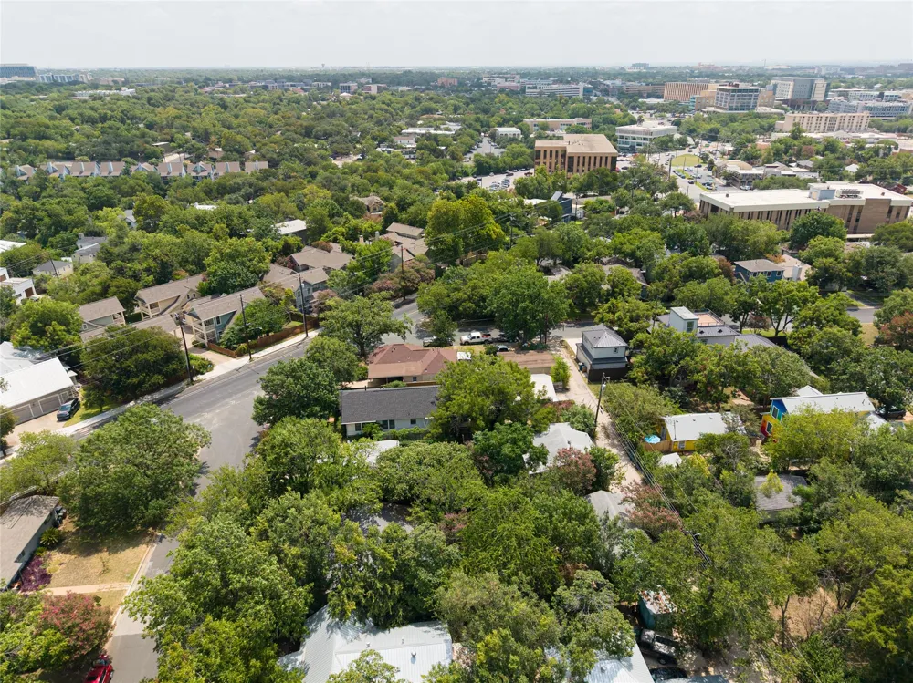 1807 W 38th Street Austin, TX 78731