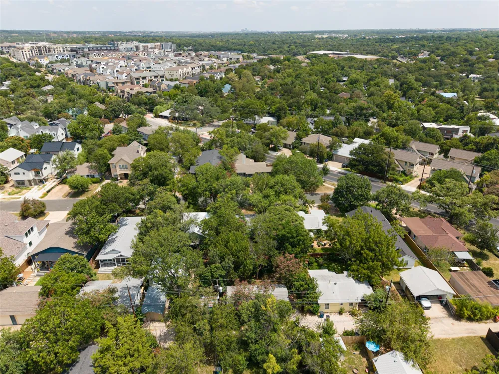 1807 W 38th Street Austin, TX 78731