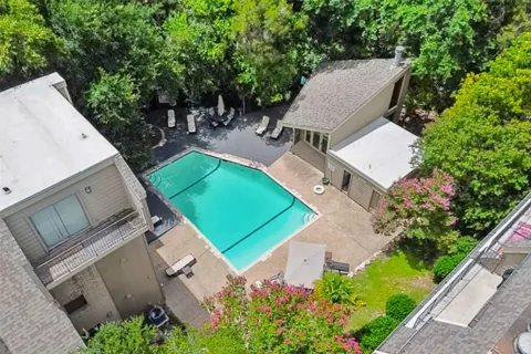 1135 Barton Hills Drive #355