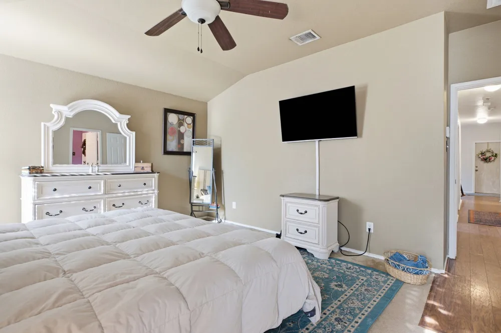 114 Creston Street Hutto, TX 78634