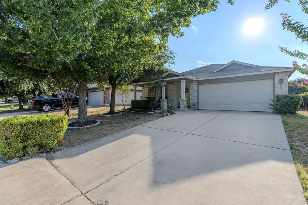 114 Creston Street Hutto, TX 78634