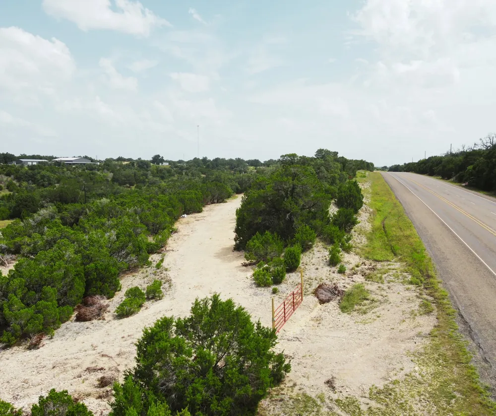 131 Spur 440 Florence, TX 76527