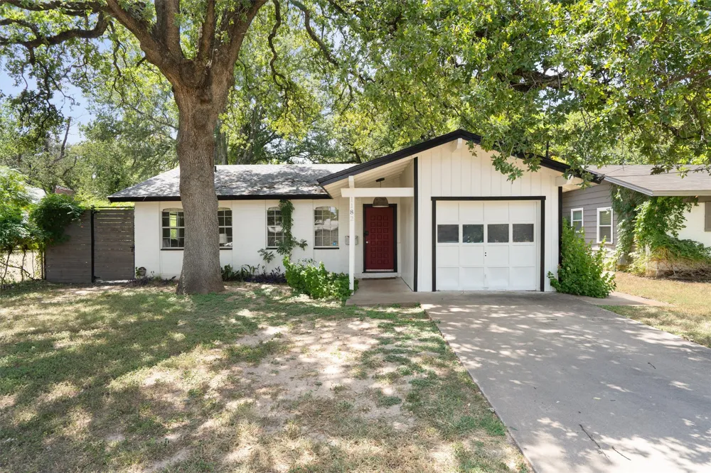 1182 Angelina Street Austin, TX 78702